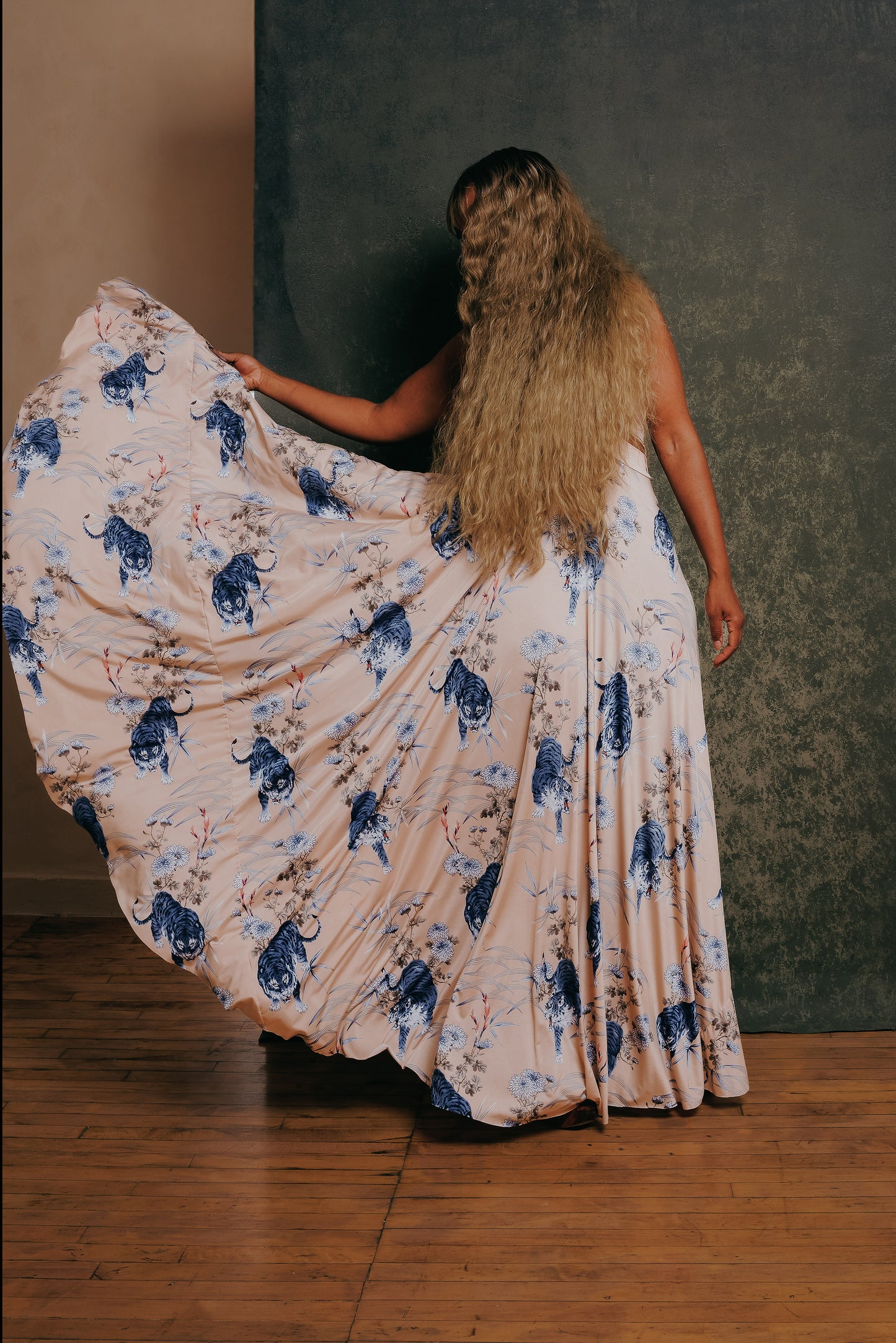 print back out halter