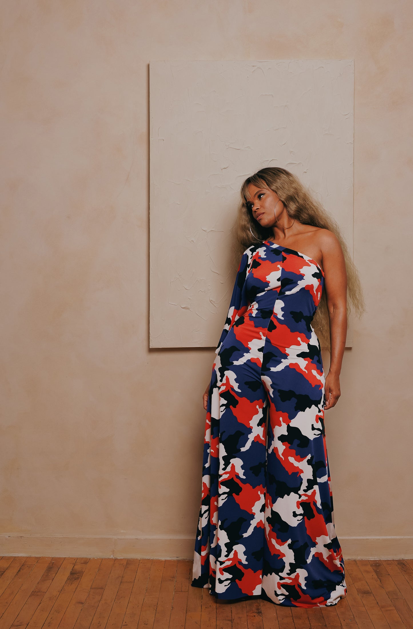 print one-shoulder jumper