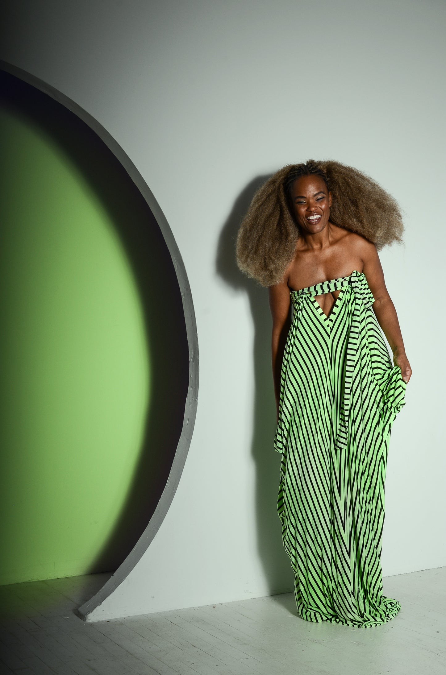 :: skripes :: tie-dyed striped strapless drape w/ tie