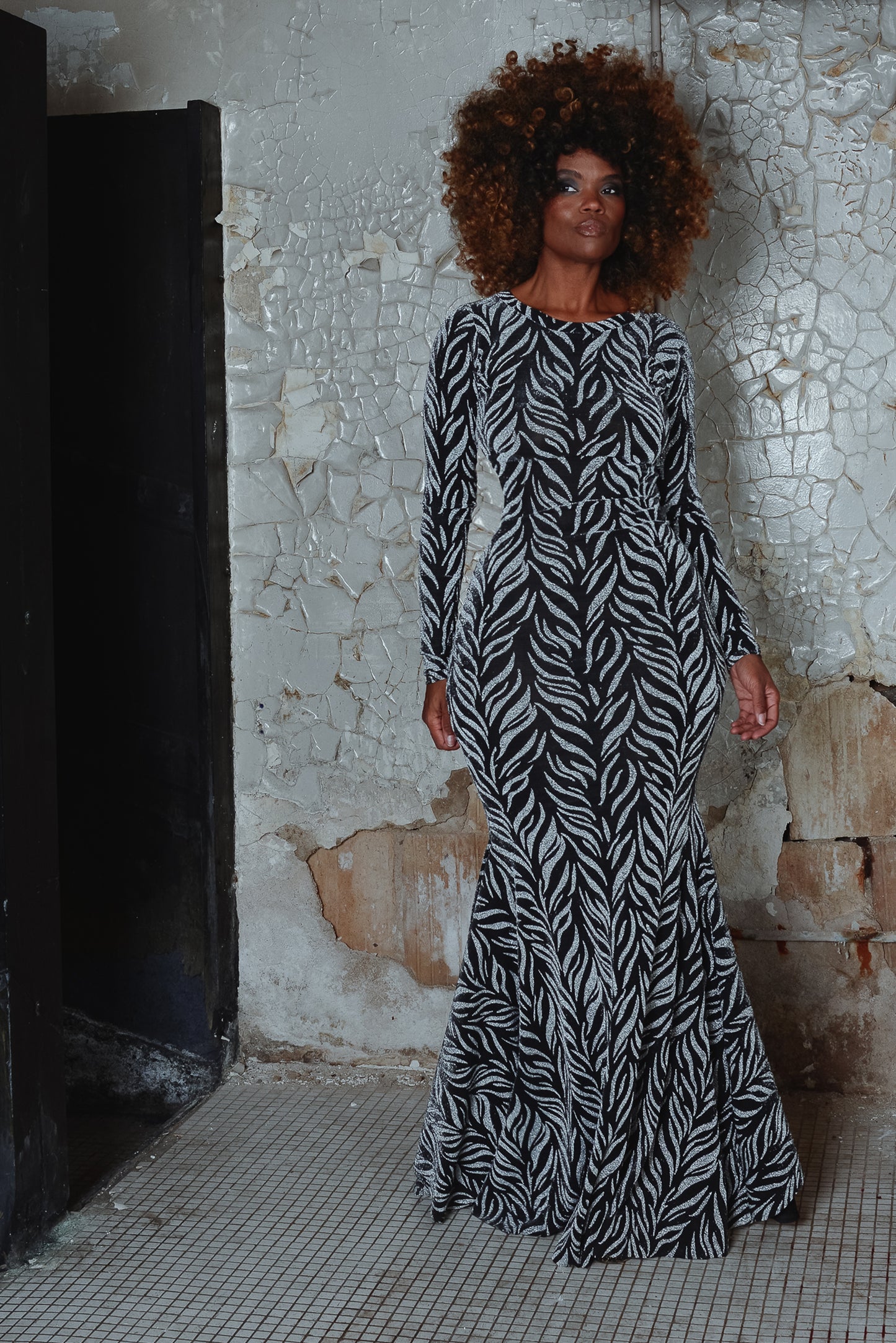 :: select :: fancy zebra long sleeve fishtail