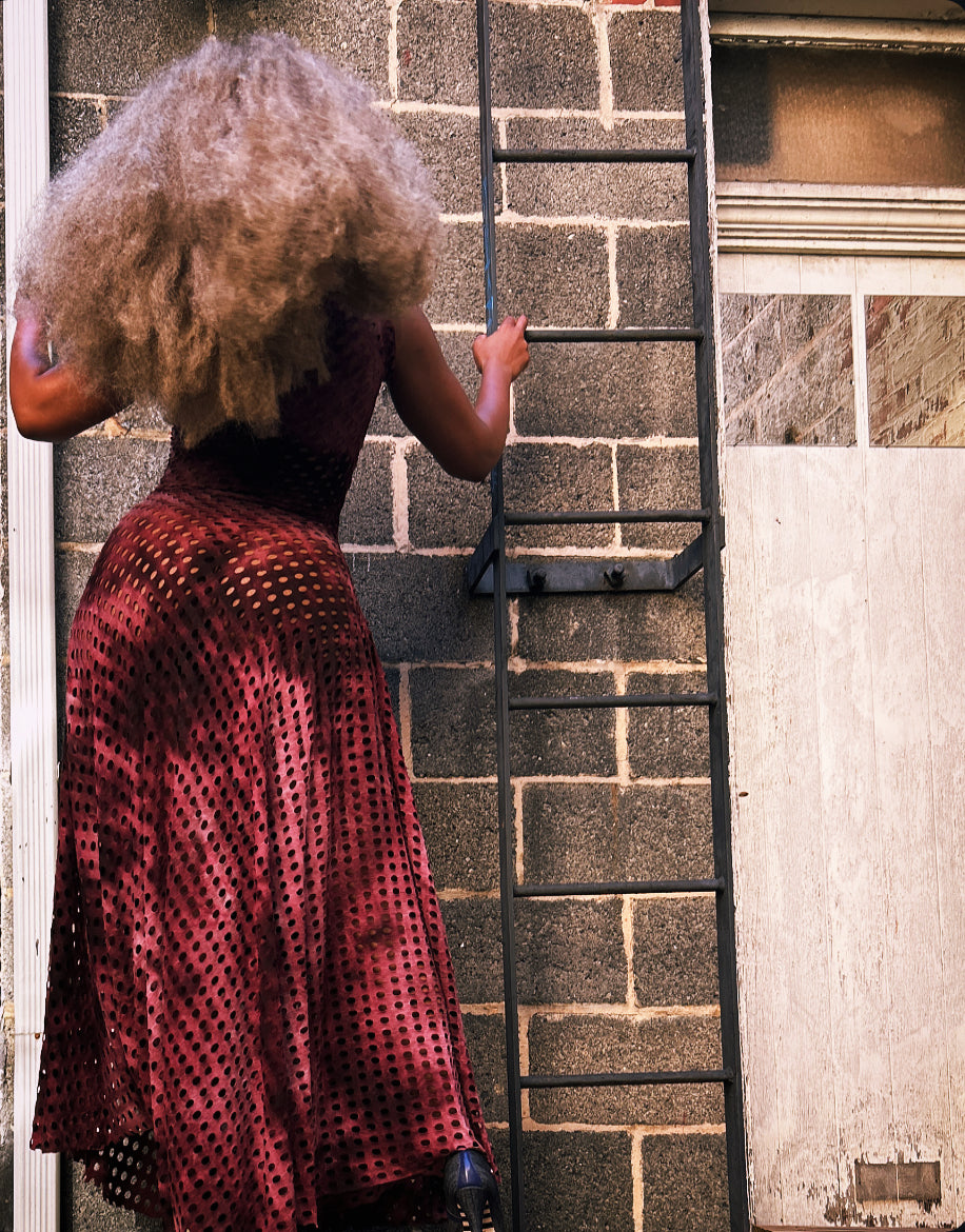 :: select :: klassy maroon tie-dyed print one-shoulder net