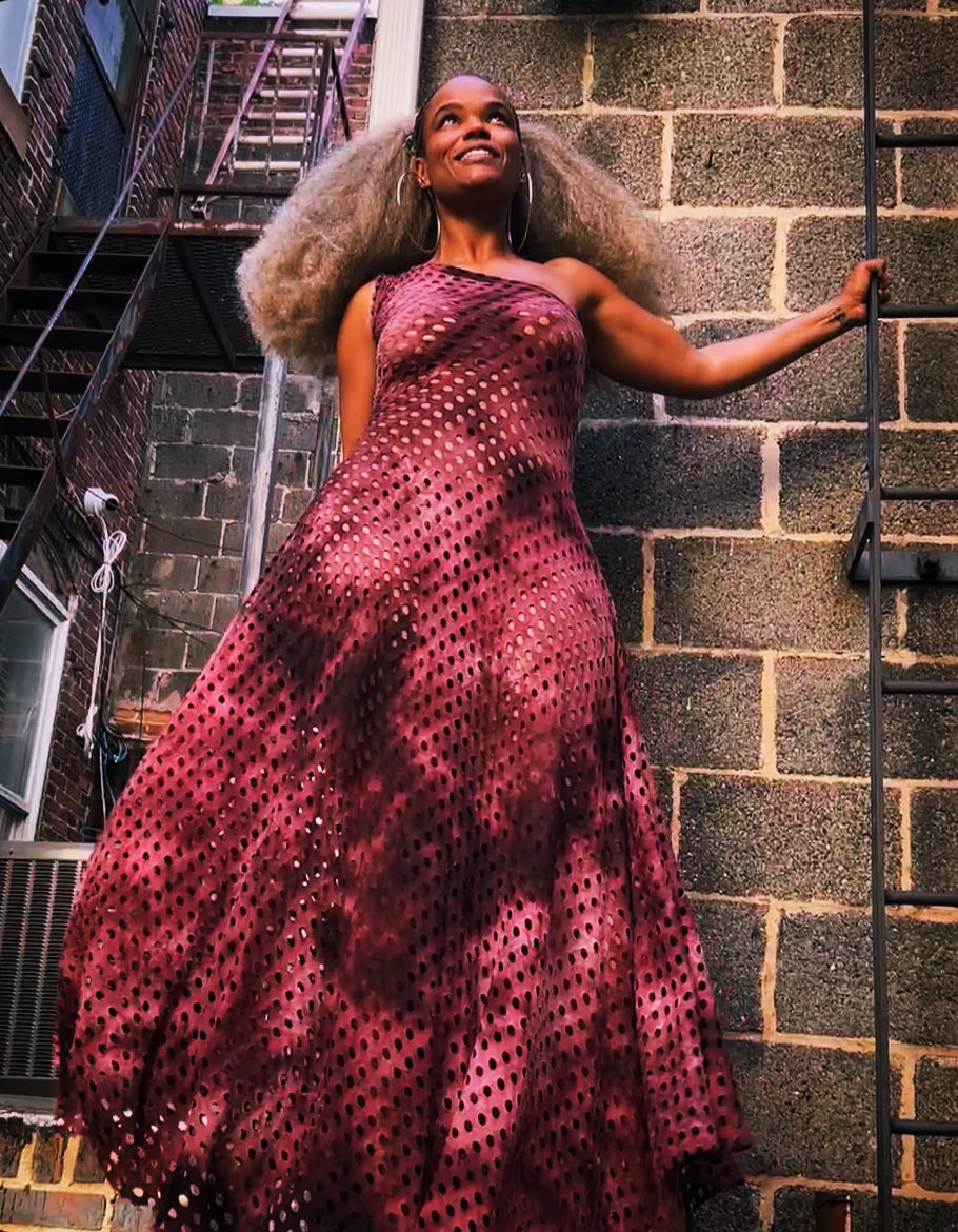 :: select :: klassy maroon tie-dyed print one-shoulder net