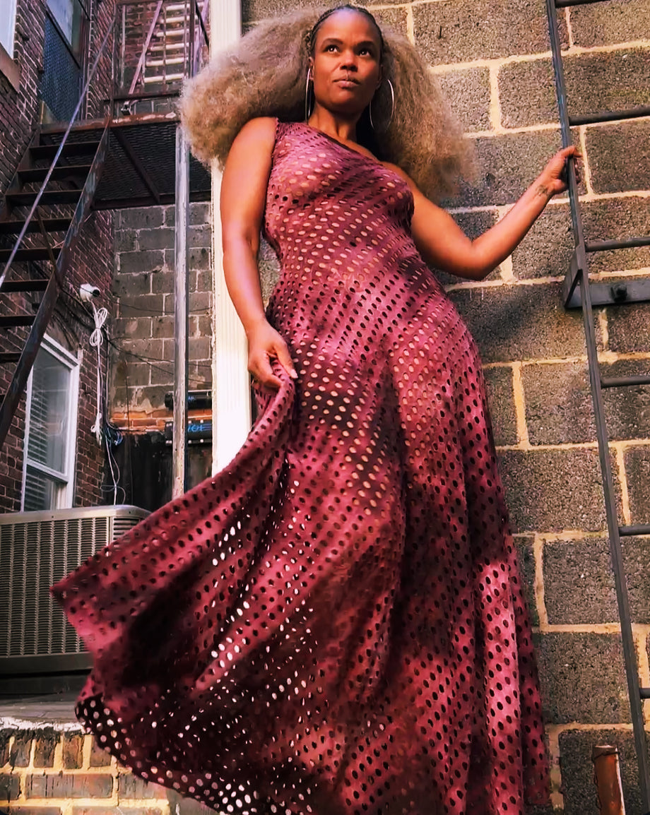 :: select :: klassy maroon tie-dyed print one-shoulder net