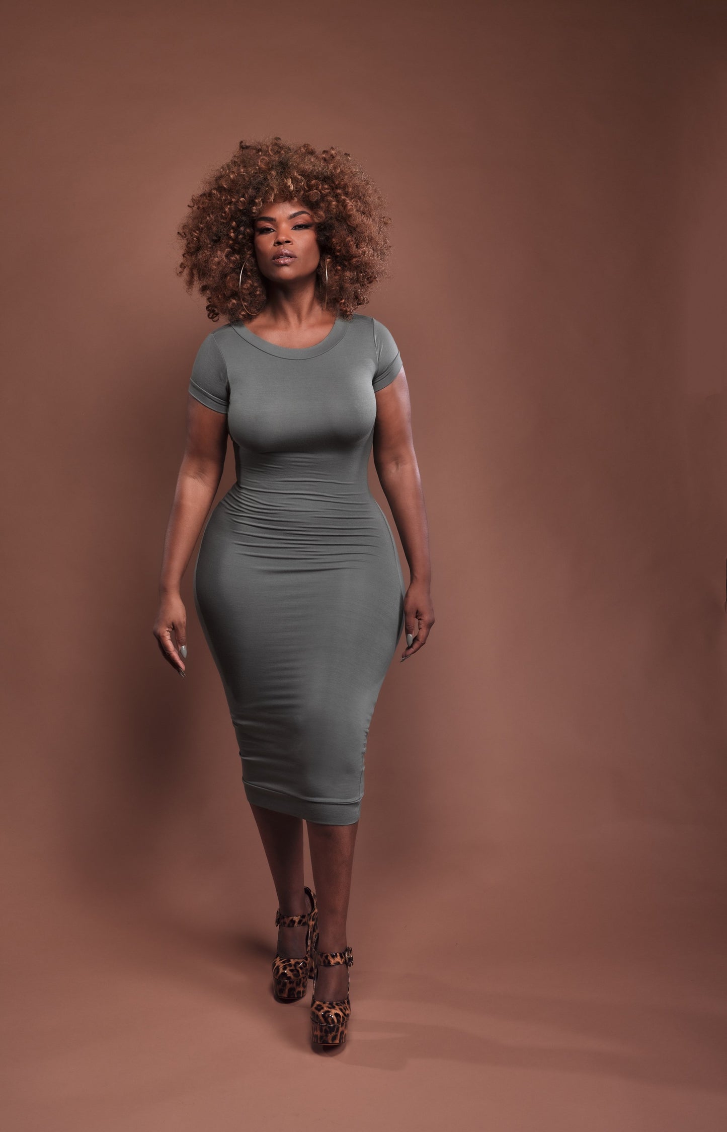 crew neck pencil dress