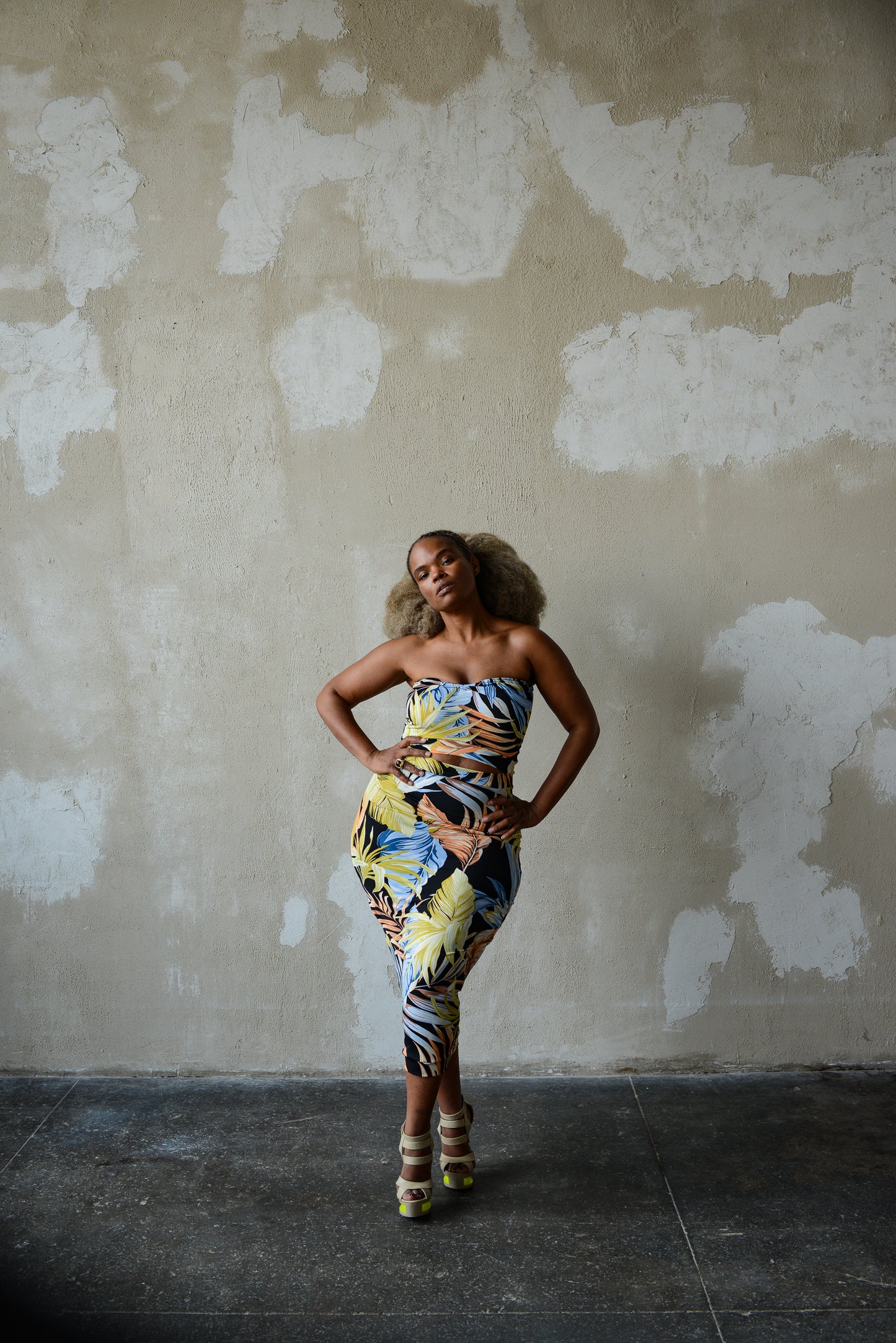 floral print strapless cutout pencil