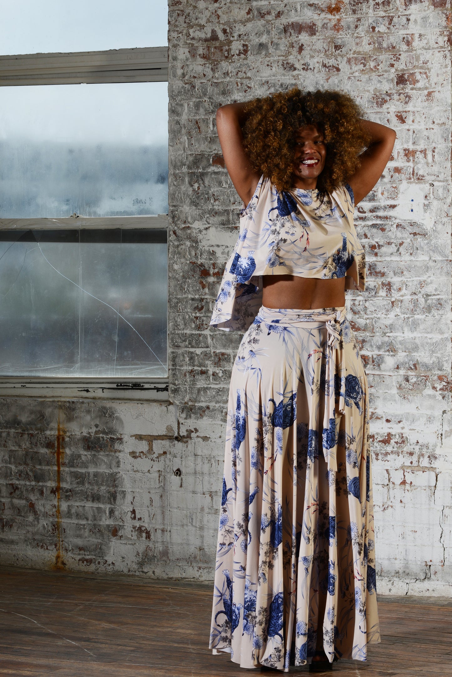 :: day twenty-one :: blue tiger drape crop + circle skirt