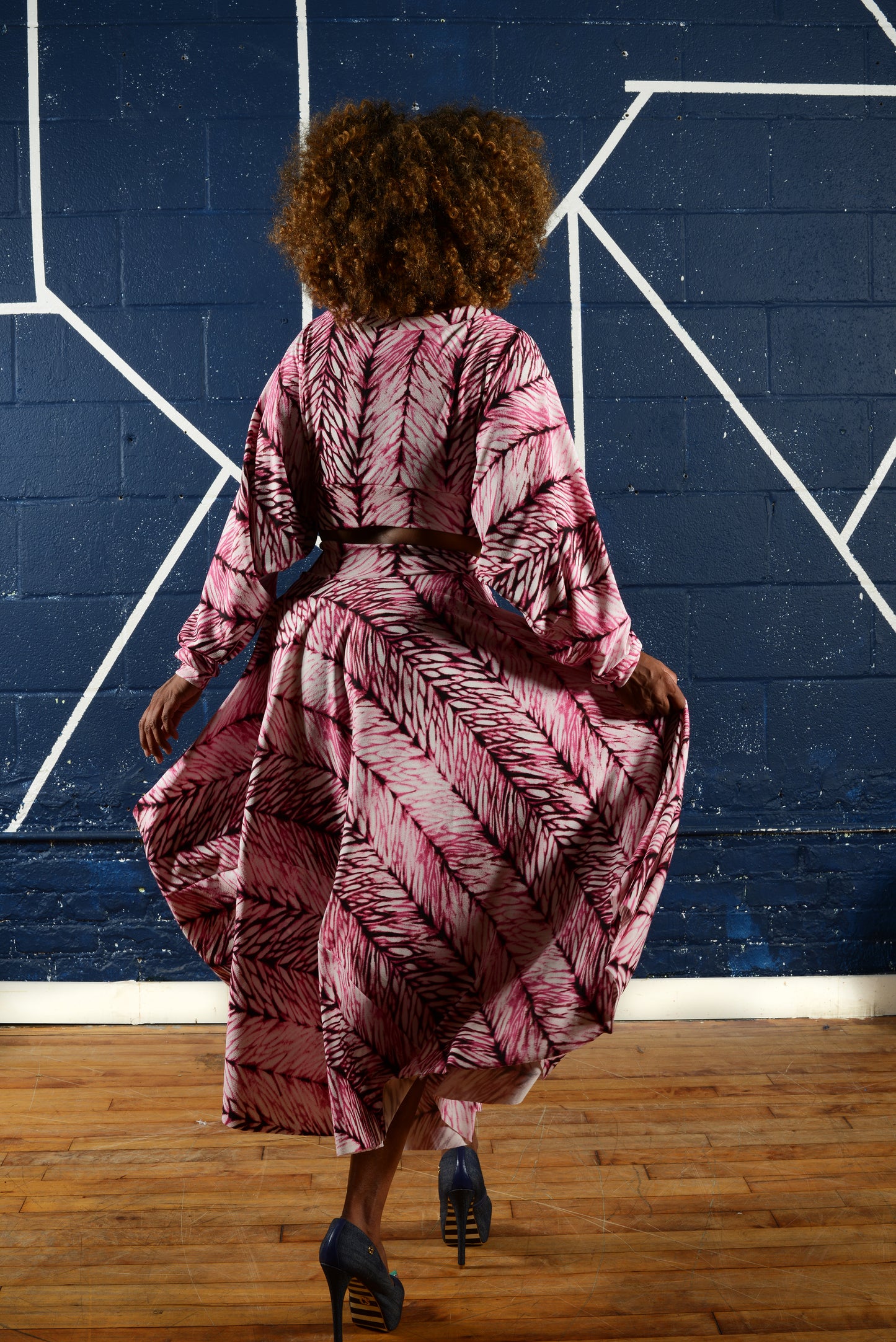 :: day twenty-four :: trail print ls slope crop + tea skirt