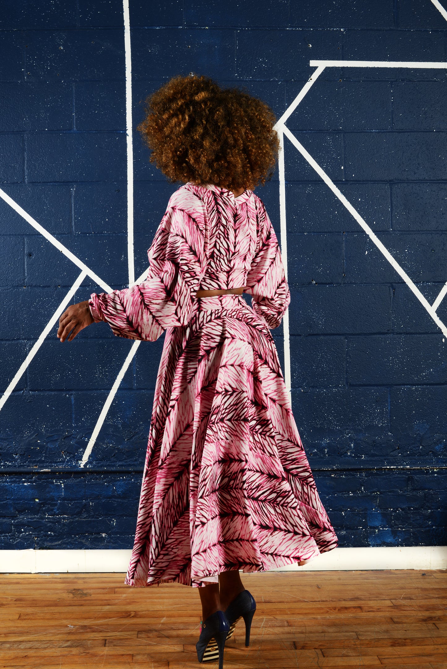 :: day twenty-four :: trail print ls slope crop + tea skirt