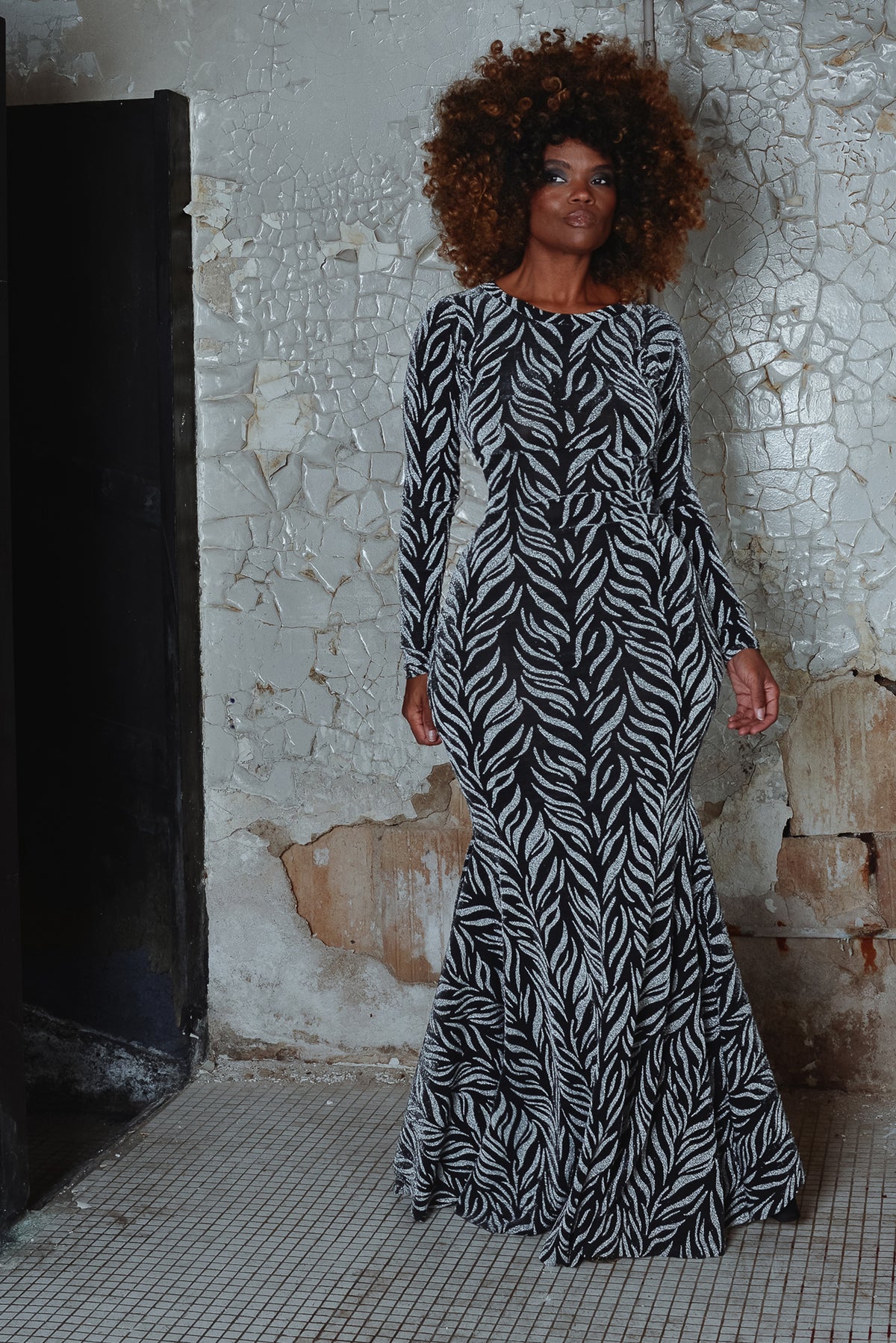 :: select :: fancy zebra long sleeve fishtail