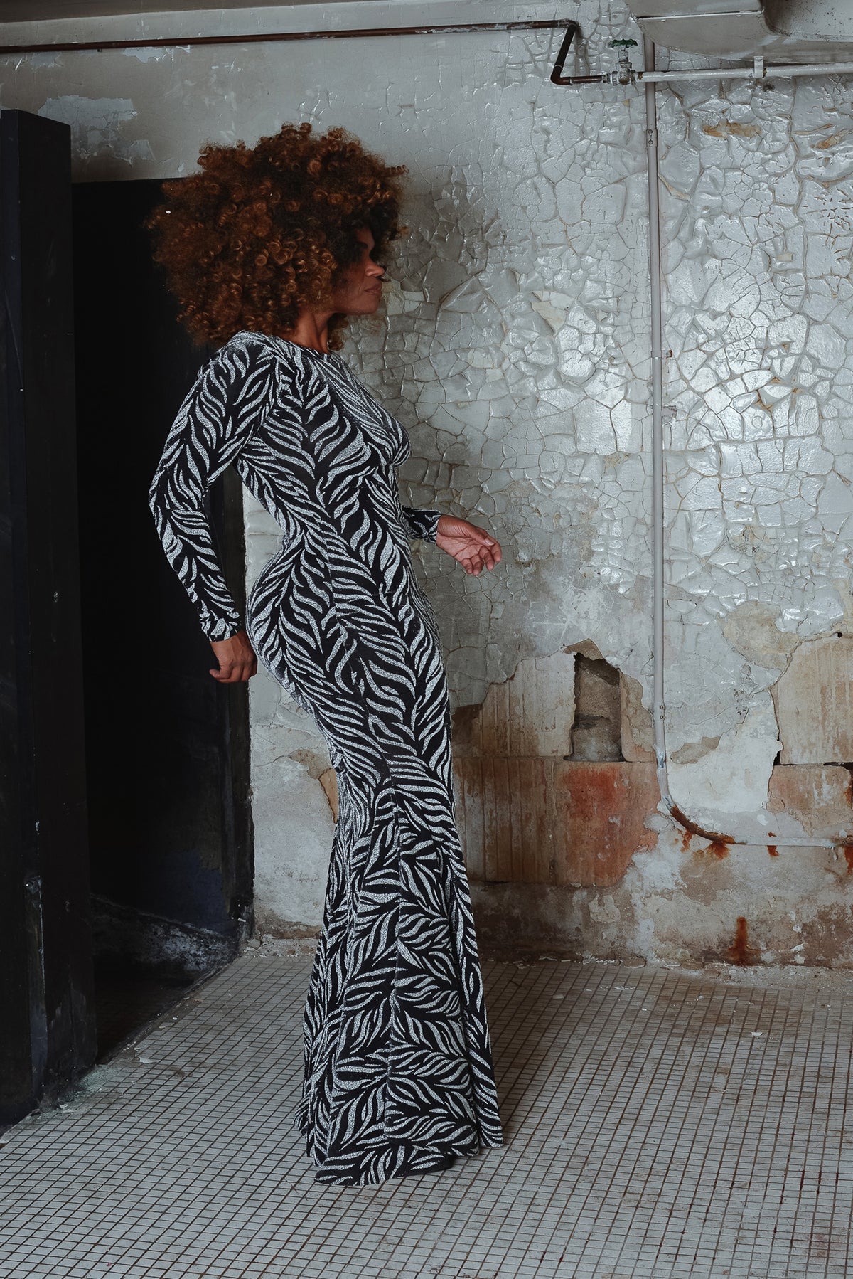:: select :: fancy zebra long sleeve fishtail
