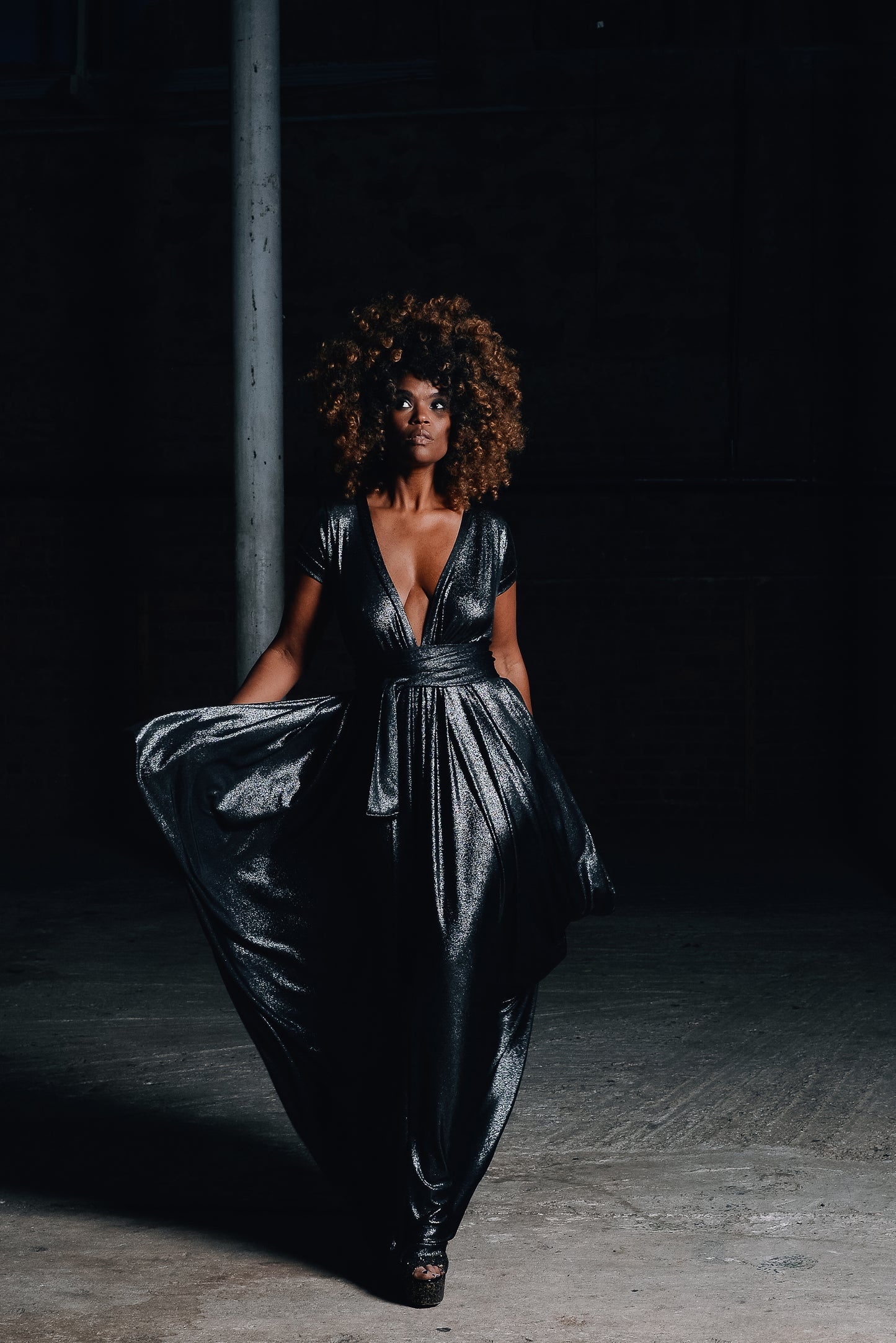:: day eighteen :: sparkle thief black drape
