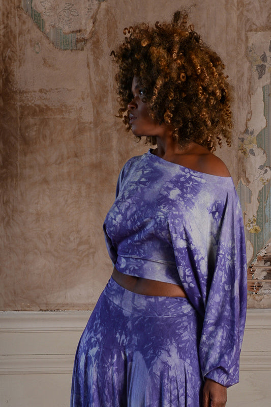 :: select :: long sleeve tie-dyed crop (top only)