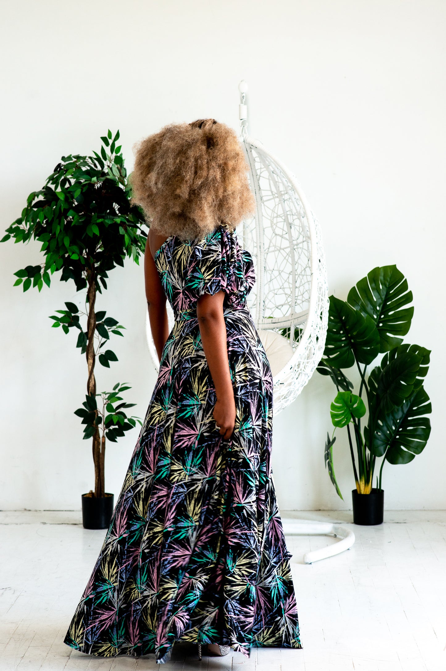 print one-shoulder puff bodice dress