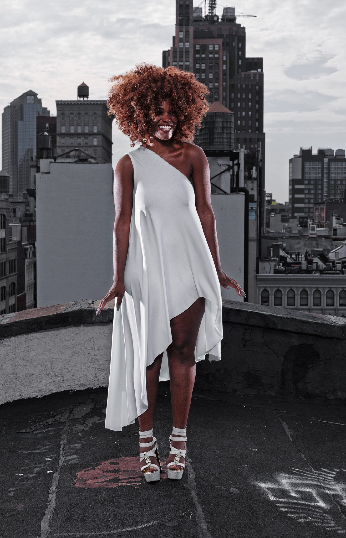 Asymmetrical outfit online