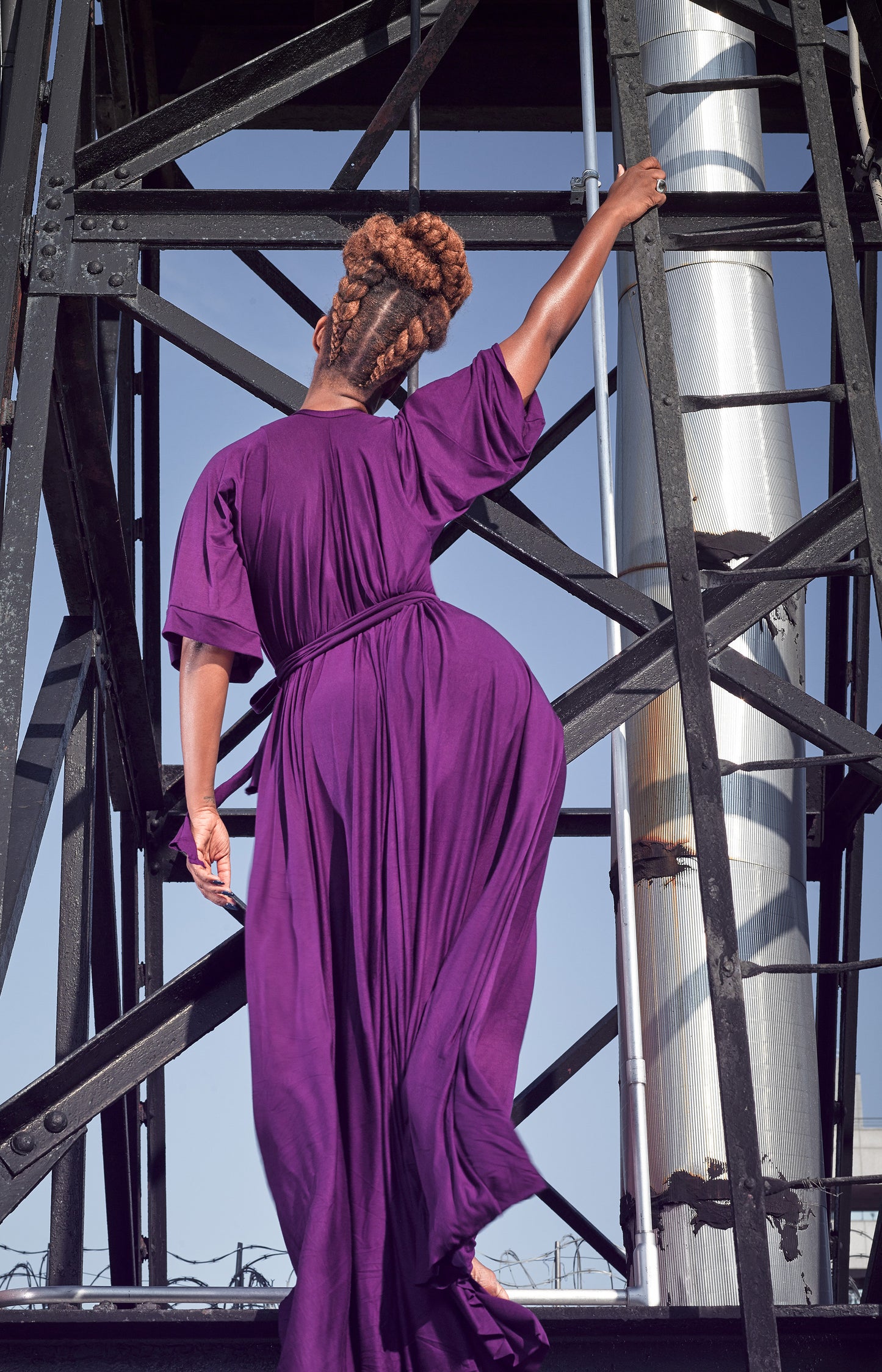 mid-sleeve v-neck dress